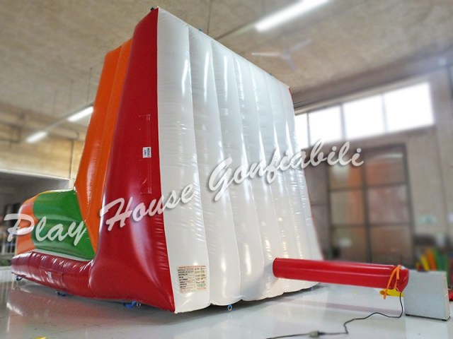 arrampicata-gonfiabile-bambini-ludoteca (6)